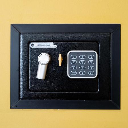 Capsule Premium Balneo & Home Cinema Valenciennes Exterior photo